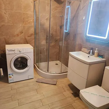 Luxury Piscina & Apartment Navodari